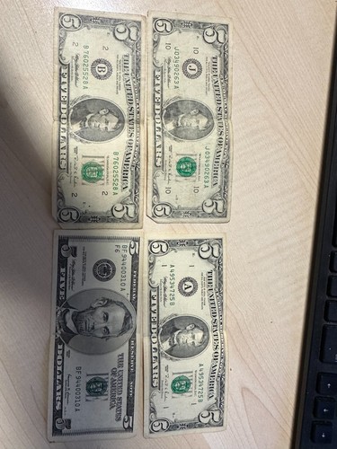 Banconote 5 dollari - 4,