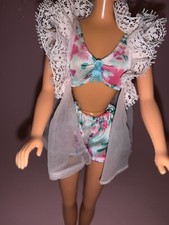 Barbie vintage fancy frills - barbie,