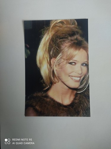 Claudia schiffer bella - claudia,