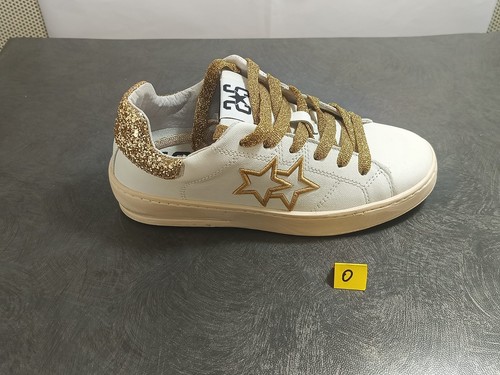 Sneakers star in - in, pelle