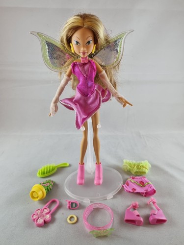 Winx club flora - prima, edizione