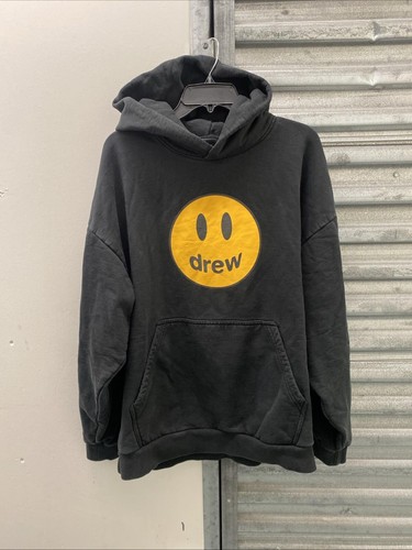 Drew house mascotte justin - drew,