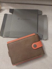 portafoglio o bag da uomo