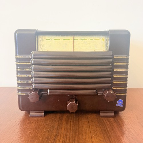 Radio vintage radiola - radio, ra133u