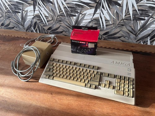 Amiga500 joy memoria - +,