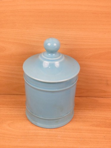 Vecchio vasetto ceramica - in,
