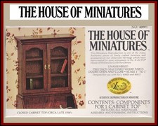 Chippendale Closed Cabinet Top