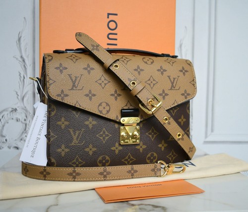 Louis vuitton pochette - louis,