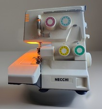 Titolo: Macchina da cucire