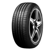 Gomme Estive nuove 215/55 R18 95V Nexen N'Fera Primus DEMO (<50km)