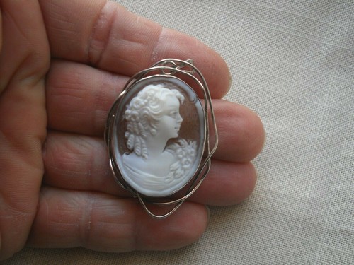 Ciondolo cammeo - in,