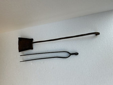 COPPIA DI VECCHI FERRI PER