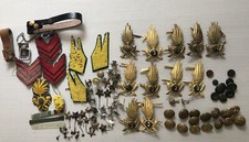 LOTTO DI GRADI FREGI BOTTONI STELLETTE DELLA REGIA E GUARDIA DI FINANZA