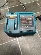 Makita DC24SA Caricabatterie