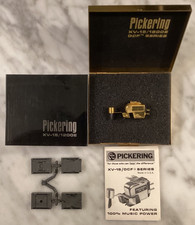 CARTUCCIA PICKERING 1200E E STILO ORIGINALE PICKERING D1200 NELLA SUA CUSTODIA ORIGINALE.