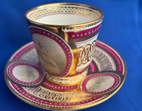 Antica tazza piattino - piattino, xix