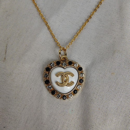 Collana charm chanel - collana, upcycled