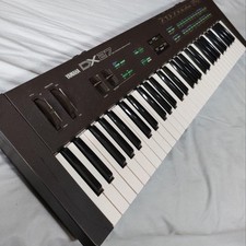 Yamaha DX27 FM Sintetizzatore