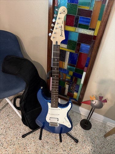 Yamaha pacifica series - pacifica, pac012