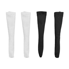 Calzini per bambole in scala