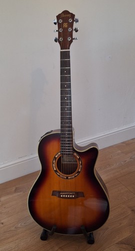 Chitarra elettroacustica