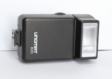 Flash Unomat B20 x fotocamera