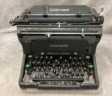 Macchina da scrivere da tavolo