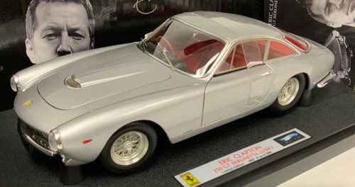 Hot wheels elite - hot, ferrari