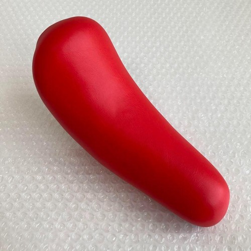 Sella stretta rossa