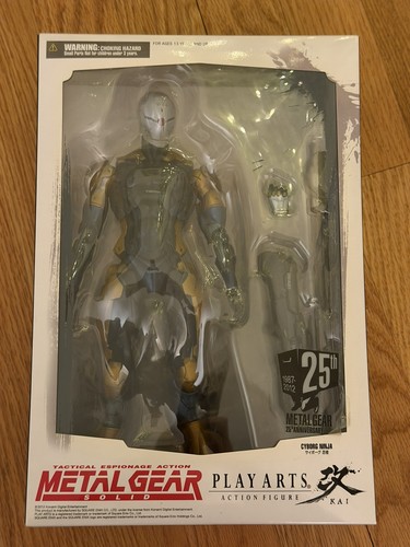 Action figure play arts kai - arts,