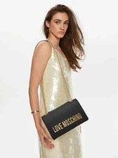 Love Moschino