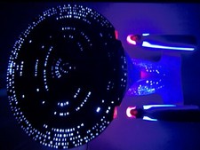 Kit illuminazione LED effetto per Star Trek USS Enterprise NCC 1701-D 1:1400 Admiral