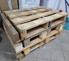 7 Pedane (Pallet) in legno circa 80x60 per spedizione