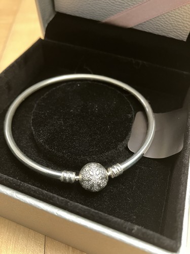 Authentic pandora unique as - "unique,