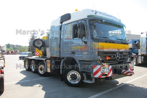 Foto camion mercedes benz - foto, mercedes-benz
