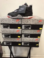 Air Jordan 4 Retro Bred