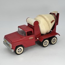 Camion miscelatore cemento