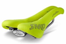 Selle SMP Sella Drakon con guide in acciaio (giallo fluo)