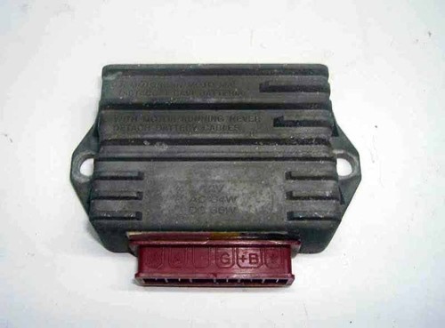 Regolatore tensione piaggio - regolatore,