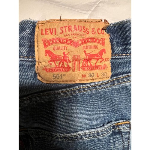 Levi 501 jeans - medium,