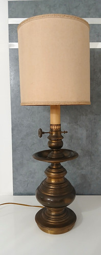 Antica grande lampada - antica, da