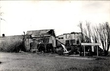 Foto Port Vila Vanuatu Oceania, parte del villaggio, case distrutte - 4932527