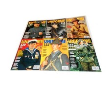 UNIFORMI e ARMI lotto 6