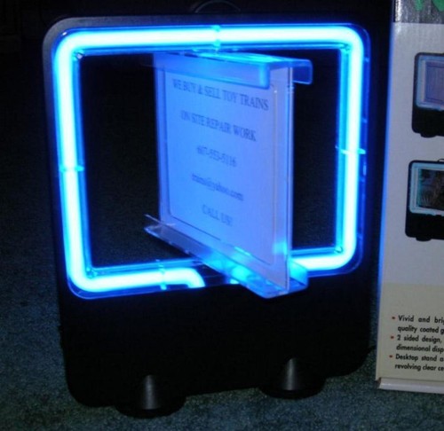 Nuova insegna neon blu - nuova,
