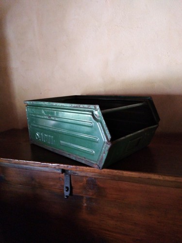 Contenitore ferro - contenitore,