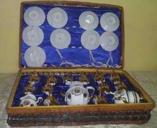 SERVIZIO DA CAFFE' PORCELLANA