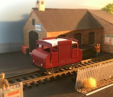 OO Wickham Fire Tender with a