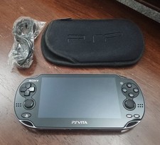 PlayStation Vita con giochi