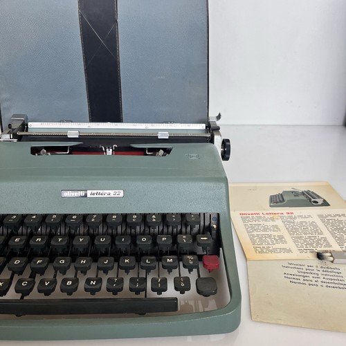 Macchina scrivere olivetti - da,
