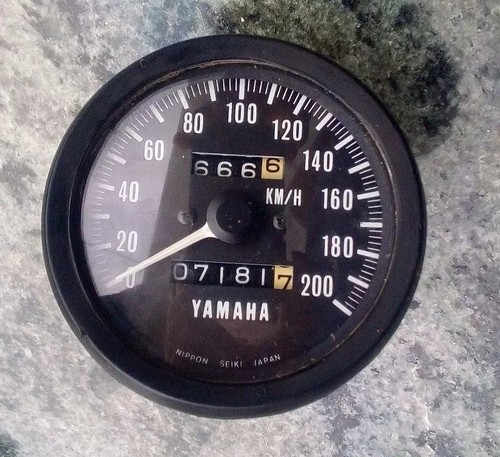 Yamaha 500 speedometer - 500,
